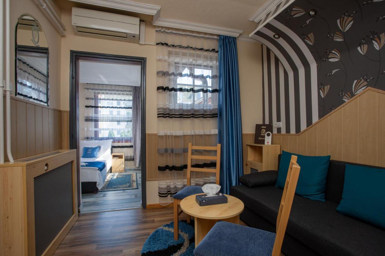 Hotel Illes Seghedin